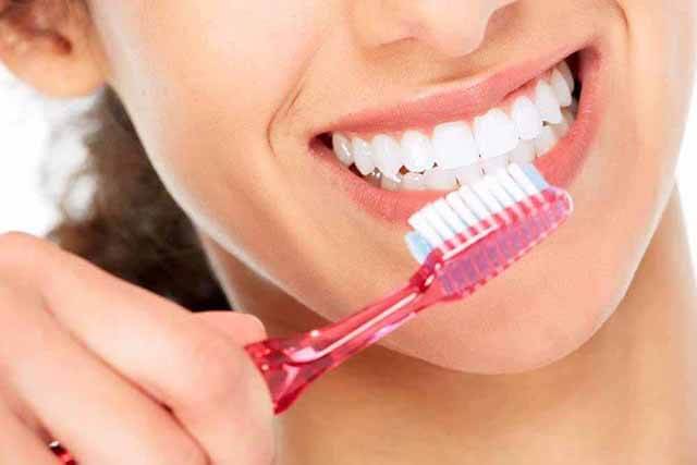 Răng sạch có giúp tim bạn khỏe mạnh hơn hay không?